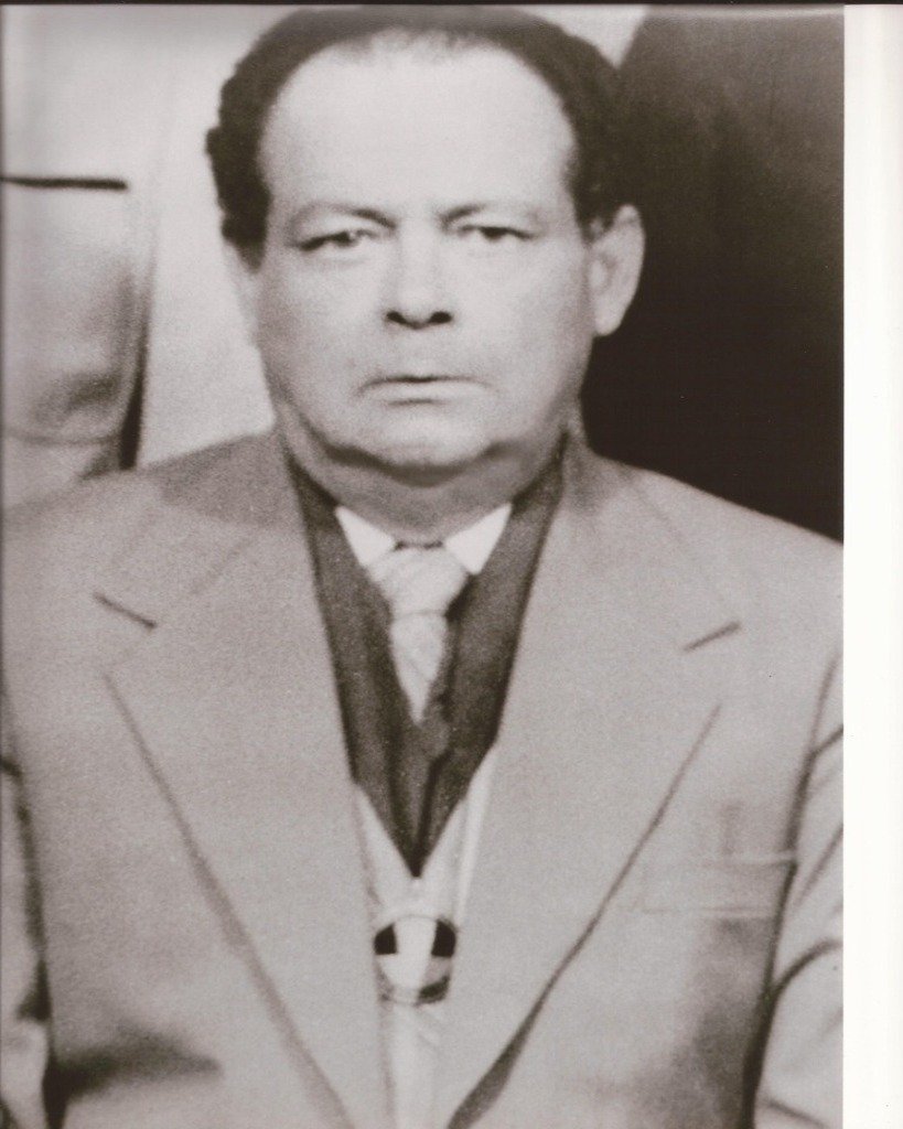 Dr. Jorge Riofrío Núñez